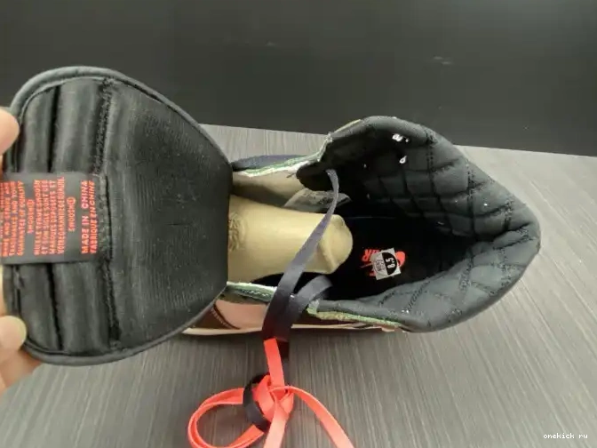 Chep Onekick Crafted 1 DH3097-001 Hand Air High Jordan OG 0427